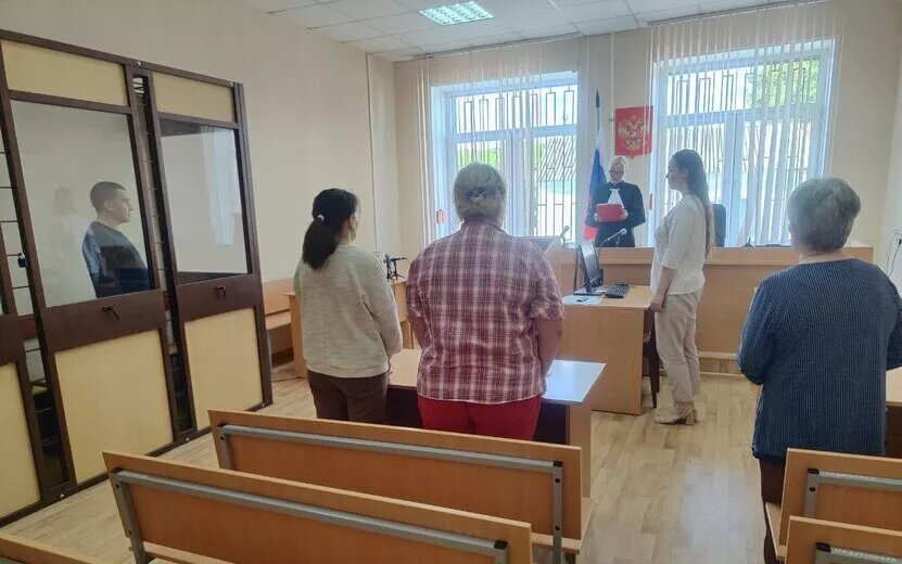    Житель Сарапула получил 7,5 лет строгого режима за нанесение побоев отцу до смерти