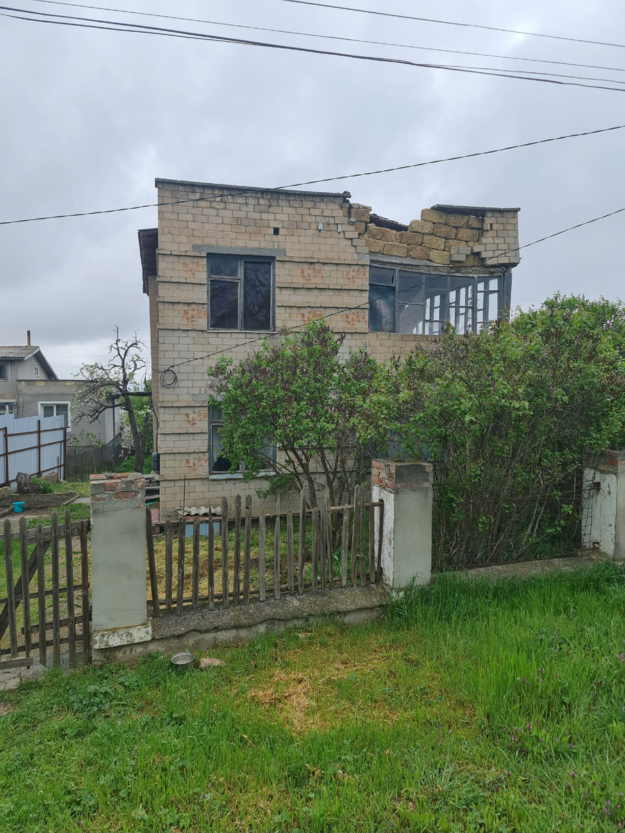 Просили 2.1. Дом кем то уже  куплен, отремонтирован