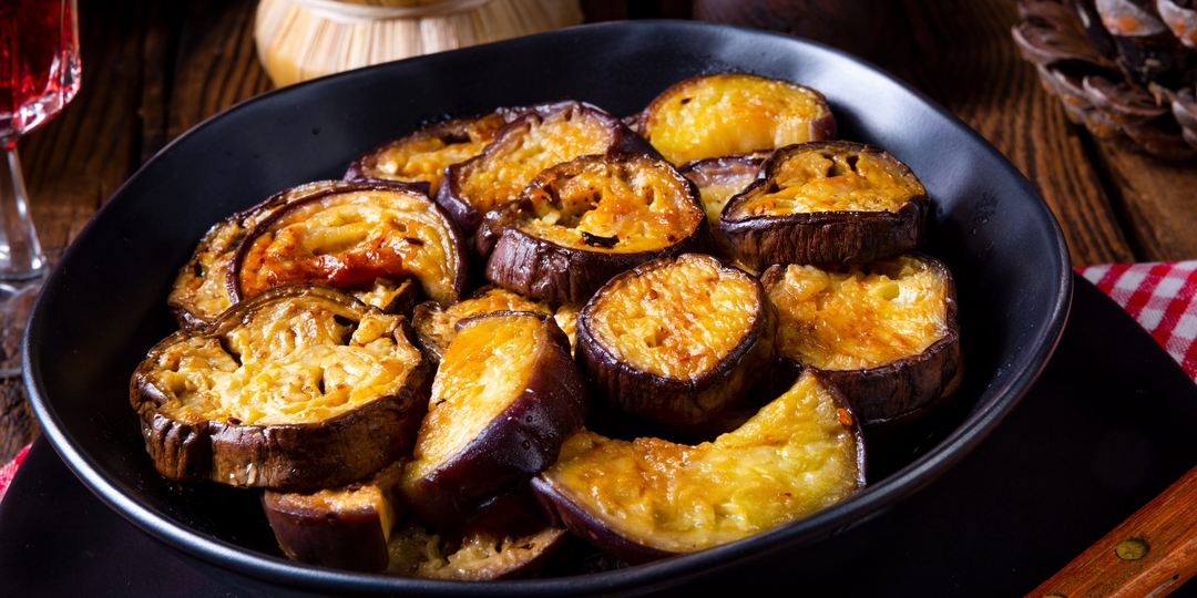 Печеные баклажаны с чесноком: ароматная закуска с восточным характером