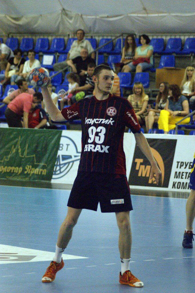    В составе "Каустика"