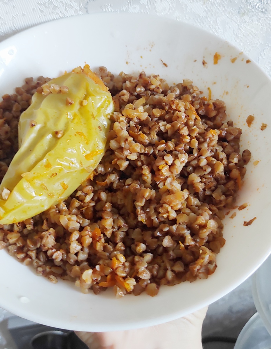 Гречка с фаршированным перцем. 