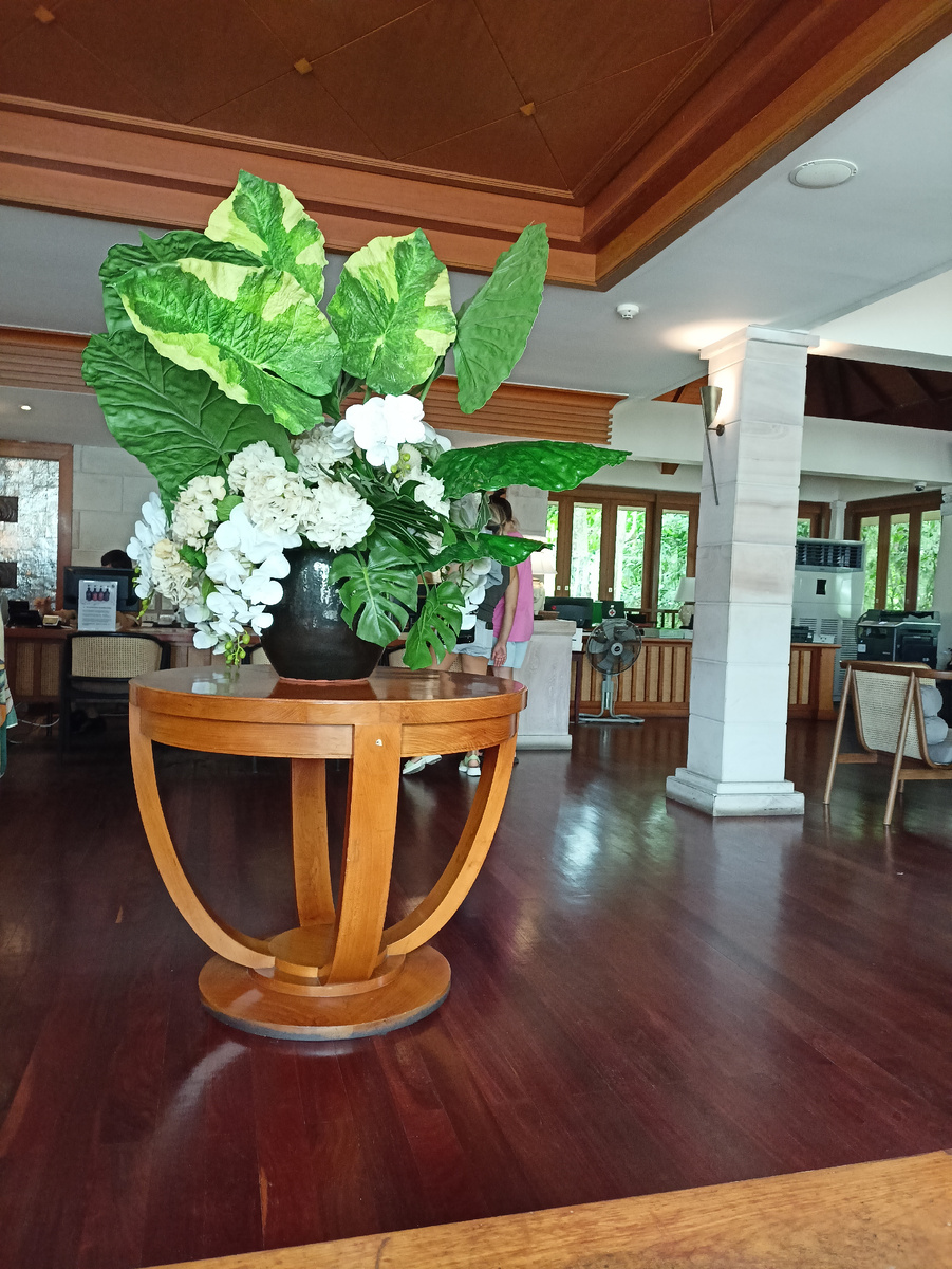 Обстановка как на даче Сталина 