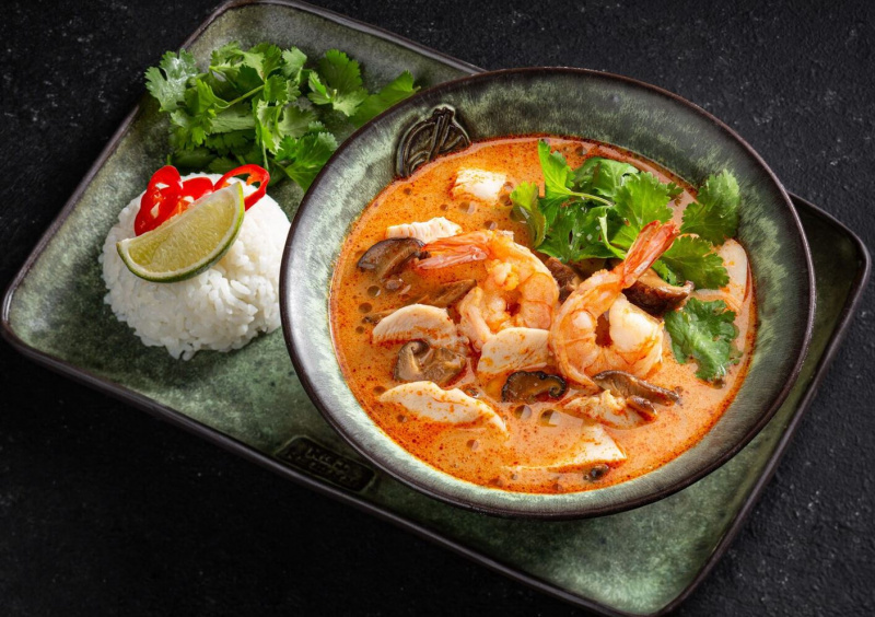 Тут с кокосовым молоком,но я его не добавляю,а то как-то не по "мужицки" получается...