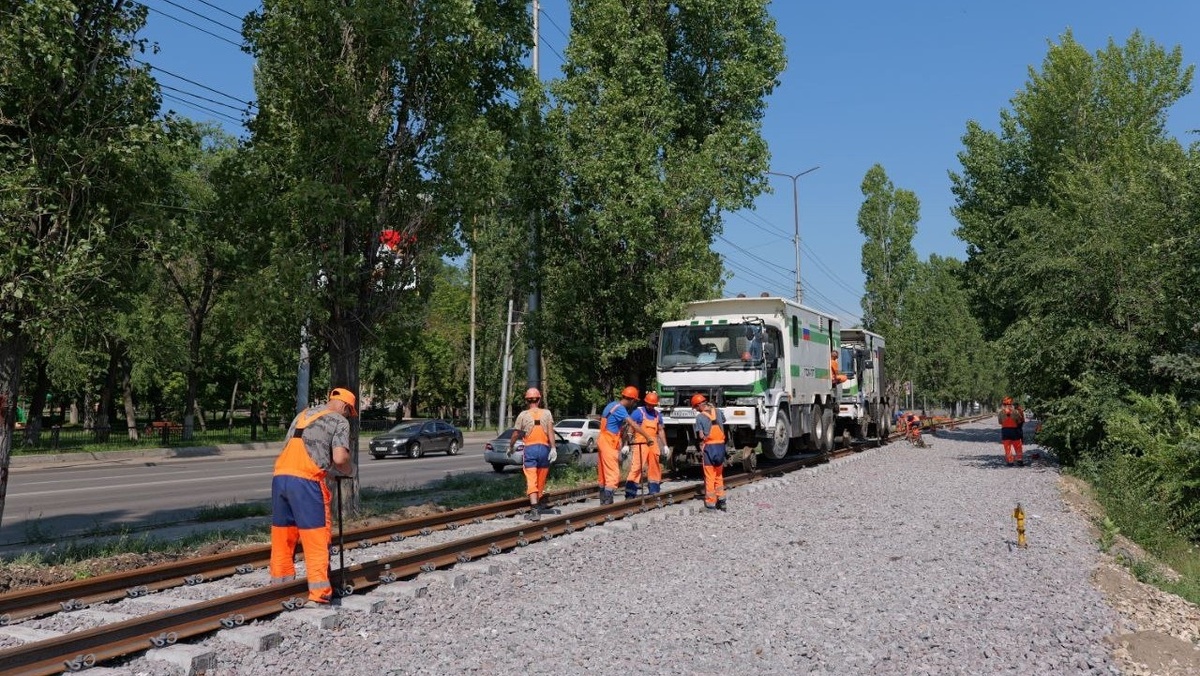    Трамвай №3 в Саратове: Бусаргин раскритиковал низкие темпы работНовости Саратова и области – Сетевое издание «Репортер64»