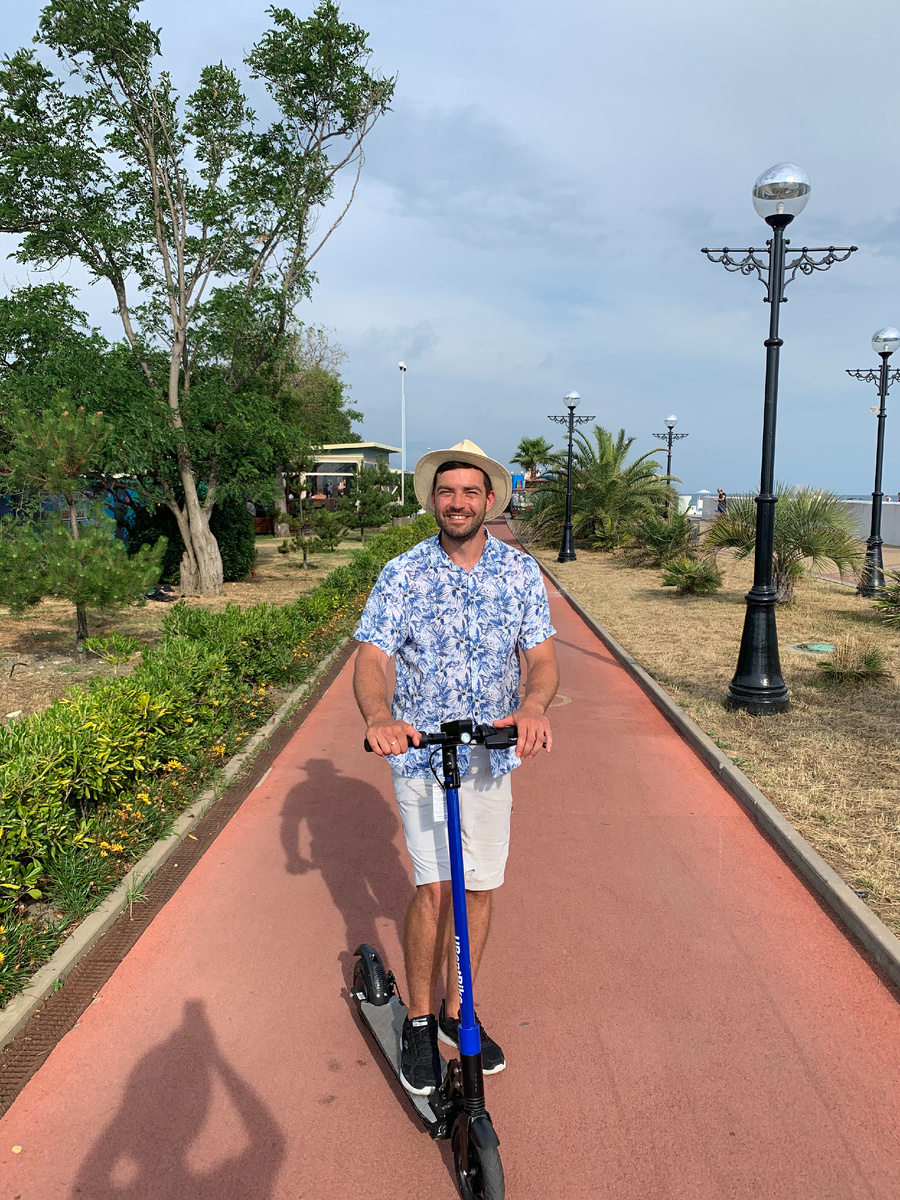 Лев Ефремов