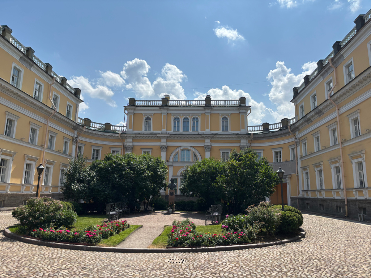 Особняк Державина