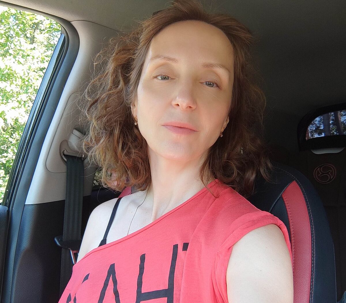 Привет! Я Ксюша, мама пятерых. Долгое время занималась тхэквондо, недавно закончила обучение на фитнес-тренера. Здесь рассказываю о своей жизни как она есть. Всем рада, присоединяйтесь!