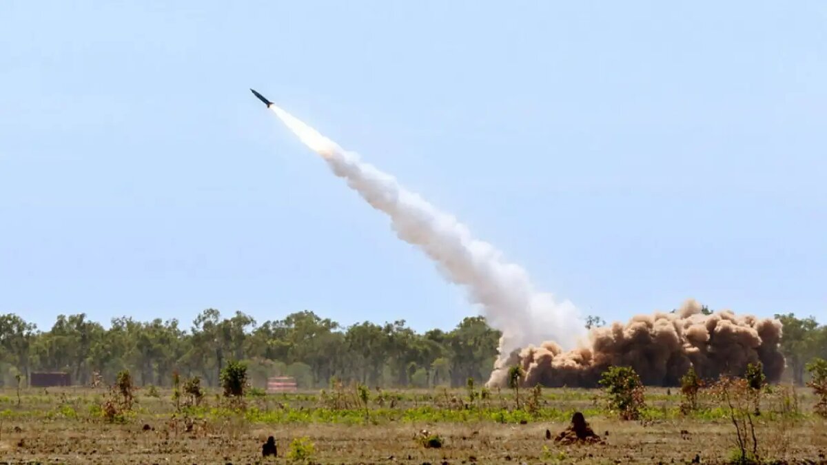    Пуск ракеты системой Typhon.