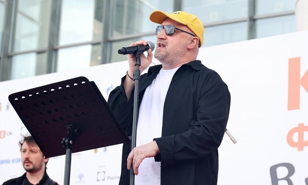    Путешествие в мир семейного кино