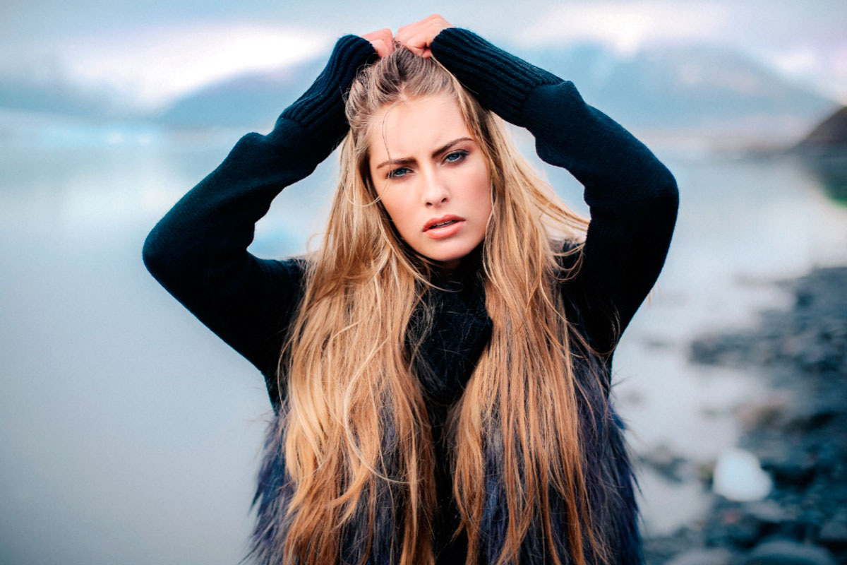 При диссоциации она совершает поступки, в которые потом не верит