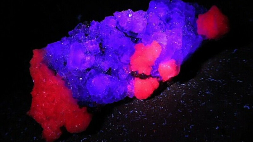    ТАЙНА СВЕТЯЩИХСЯ КАМНЕЙ КОТОРЫЕ НЕ ХОТЯТ РАСКРЫВАТЬ СВОИ СЕКРЕТЫ