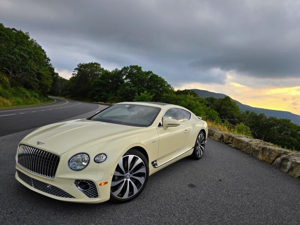 Внутри Не Менее Красиво