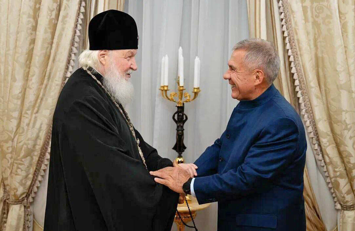 Патриарх не раз встречался с руководителем республики Рустамом МиннихановымФото: пресс-служба Раиса РТ