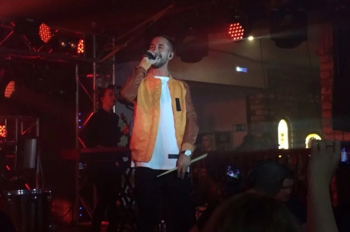    Хедлайнерами фестиваля станут группы «Пицца» и «Чайф».