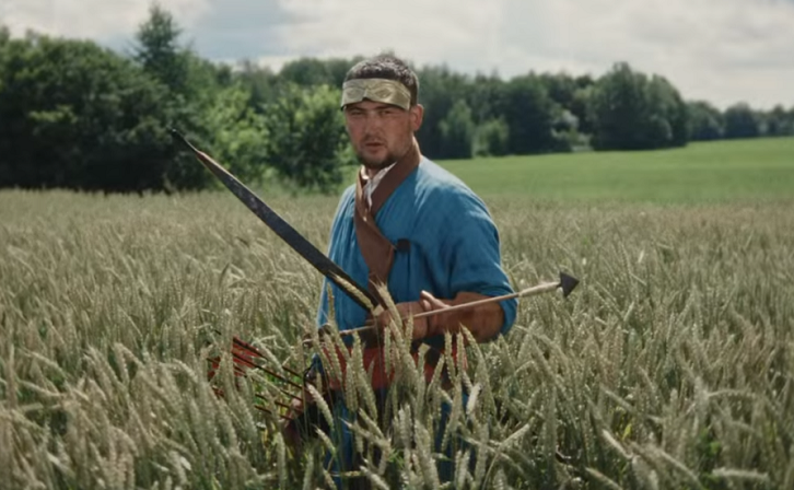    СКРИНШОТ из нового клипа AY YOLA