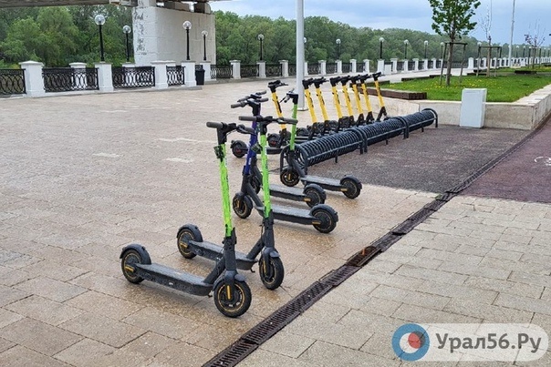    В Оренбурге 12-летний мальчик получил тяжелые травмы после падения с электросамоката