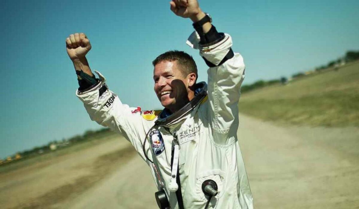     Феликс Баумгартнер. Источник: ria.ru Автор фото: Пресс-служба Рэд Булл