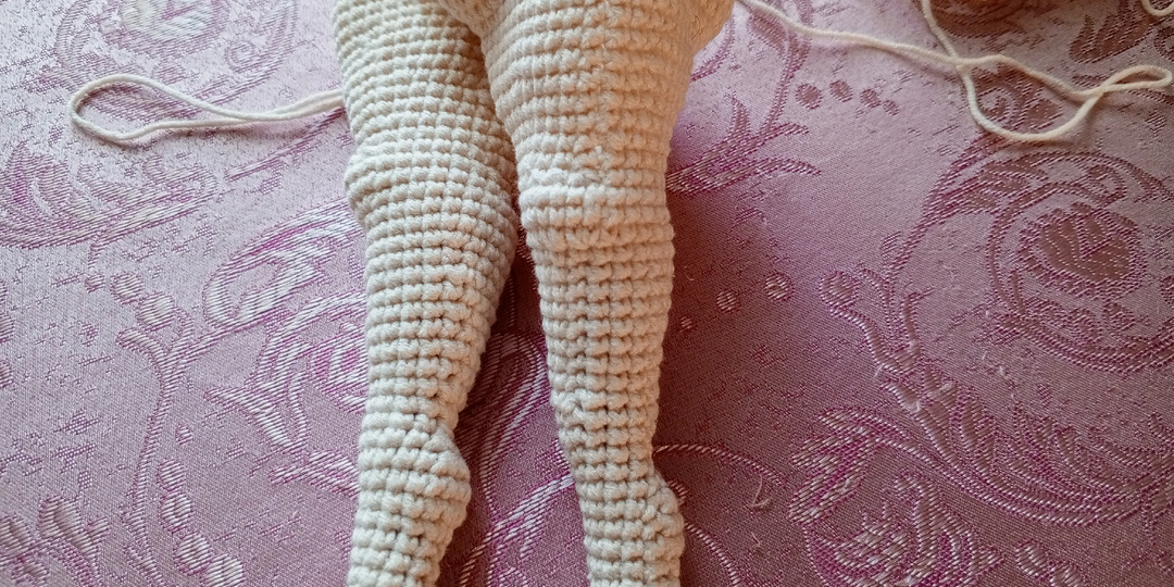 Необычная кукла крючком, понравится не всем!