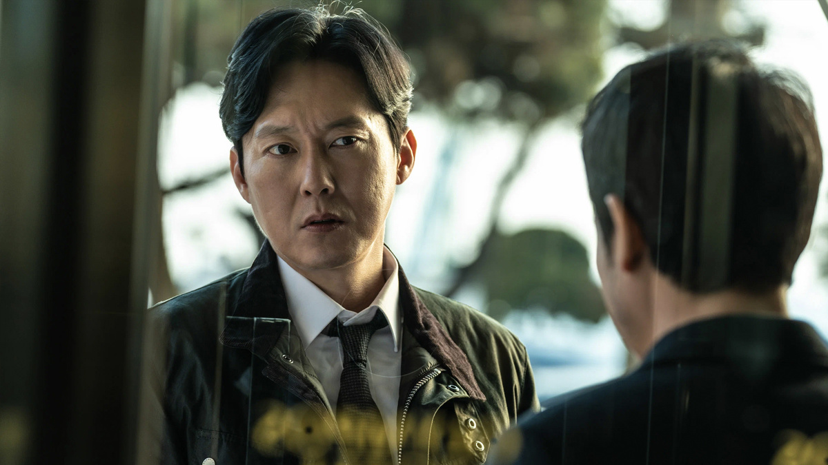  Кадр из фильма "Грязные деньги"