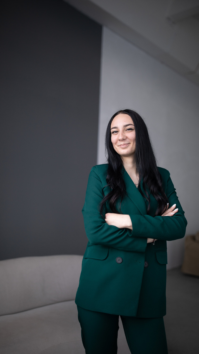 Денисова Алина Алексеевна - юрисконсульт  СМОЛЕНСКОГО ЦЕНТРА ПРАВА И СОЦИОЛОГИИ