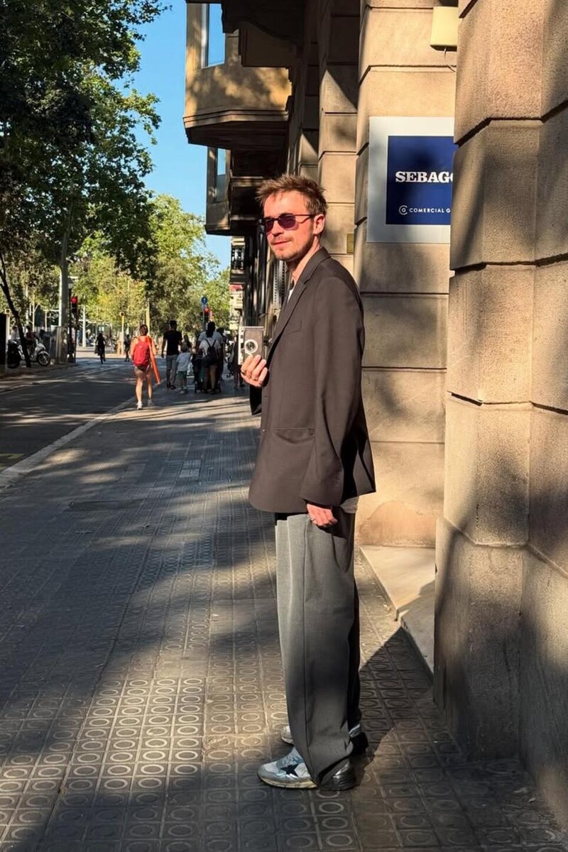    Саша Петров Социальные сети