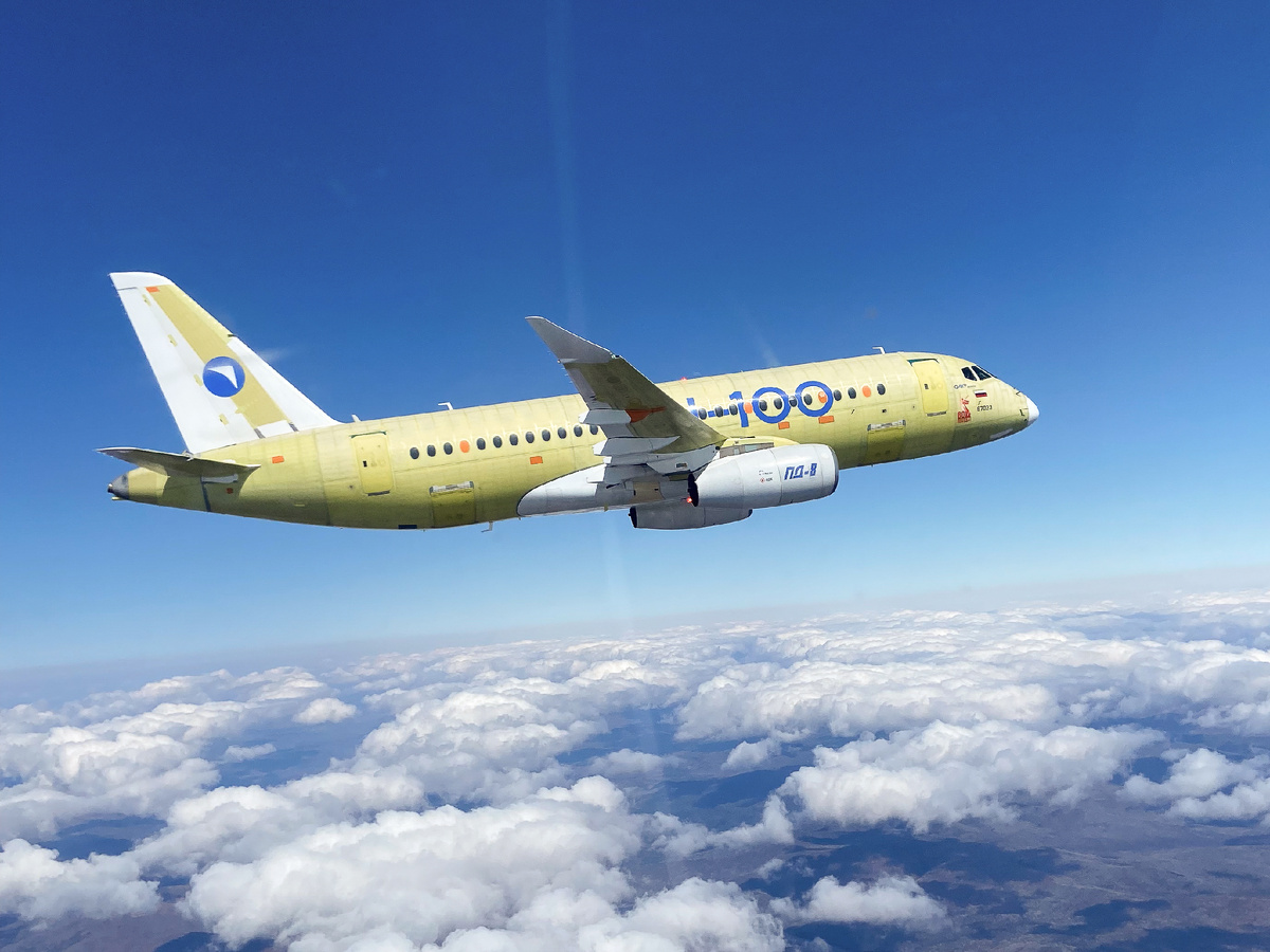 Полет импортозамещенного «Суперджета» с новейшим двигателем пятого поколения ПД-8 © ОАК