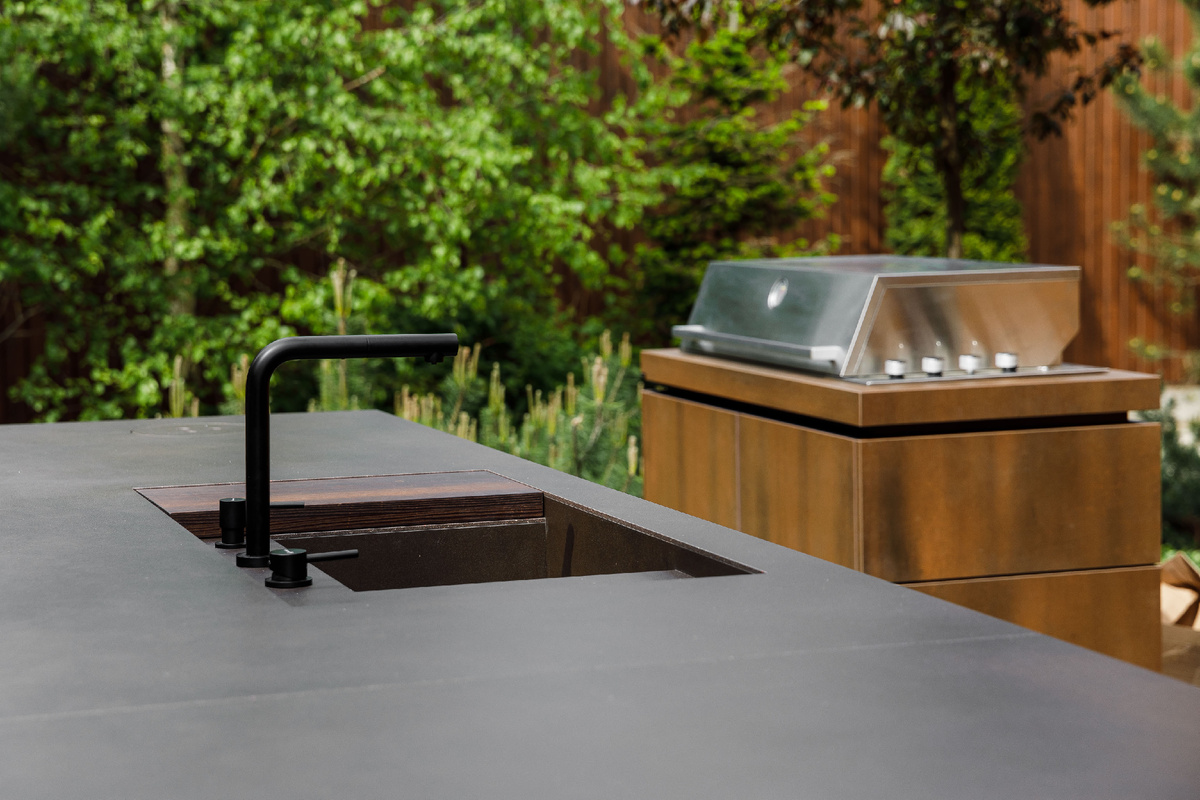 Материалы и решения кухни Terrano, готовые к любой погоде