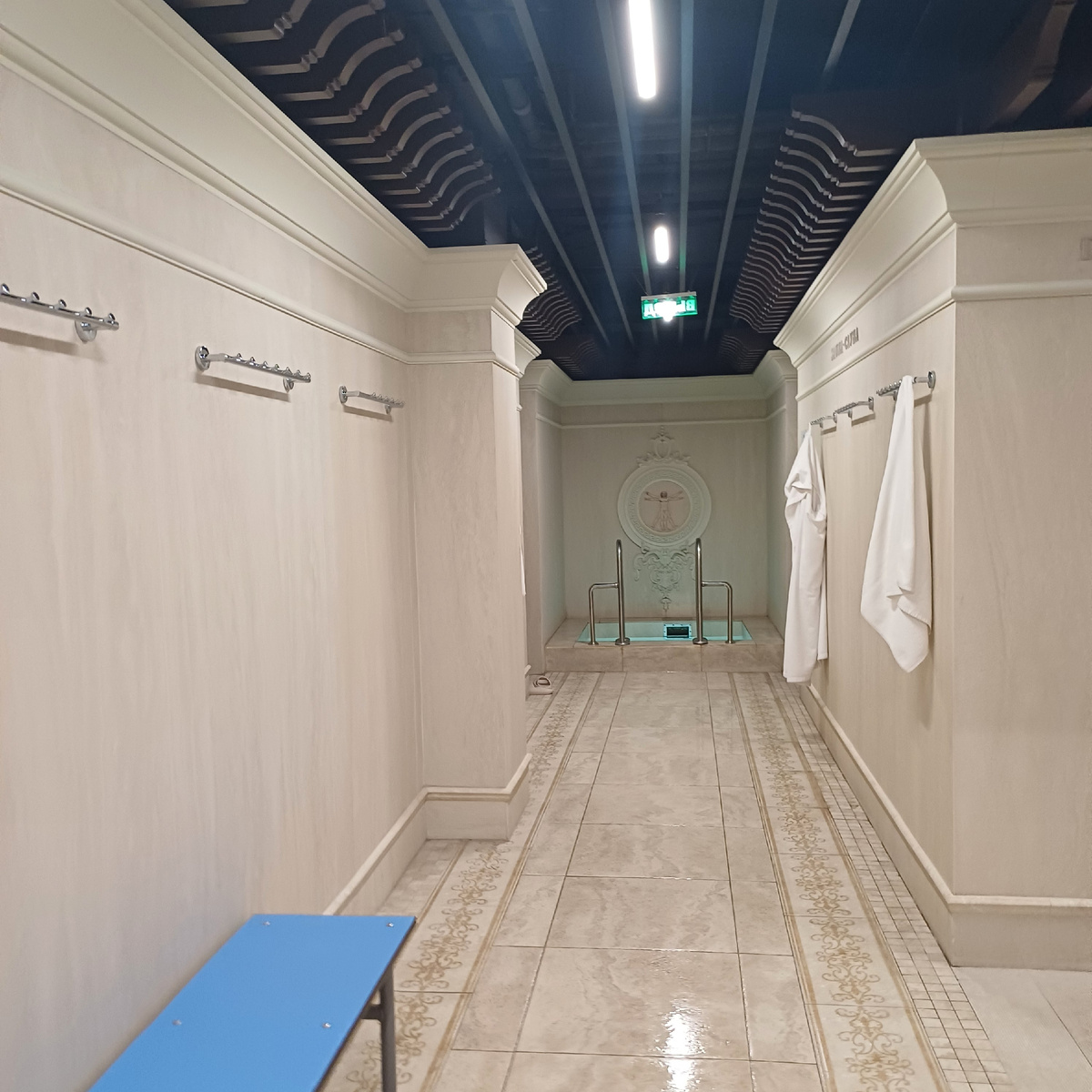 Итальянские термы внутри. Фото автора