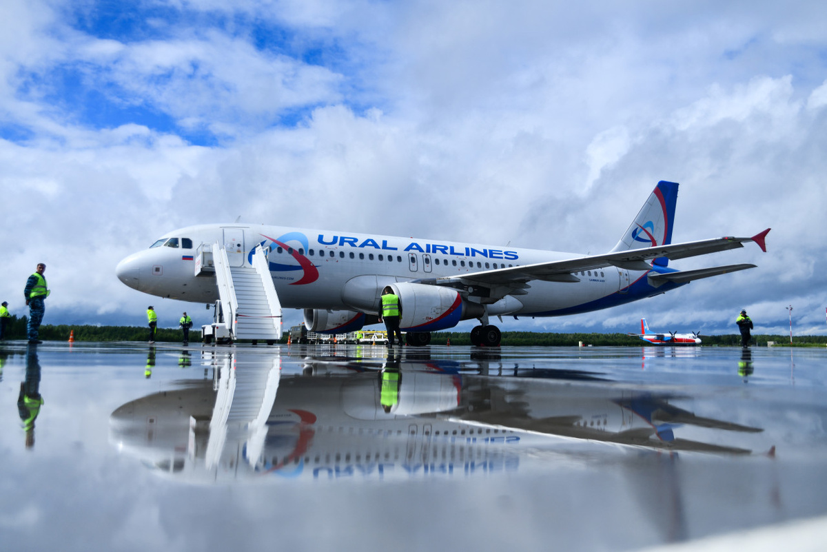    Первый летний чартерный рейс прилетел из Москвы в Карелию. Фото: "Республика"/ Кирилл Оськин