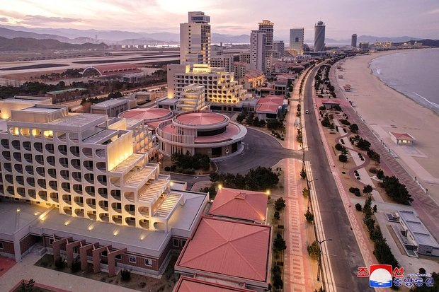    Вид на Вонсан-Кальма. Фото: KCNA via Reuters