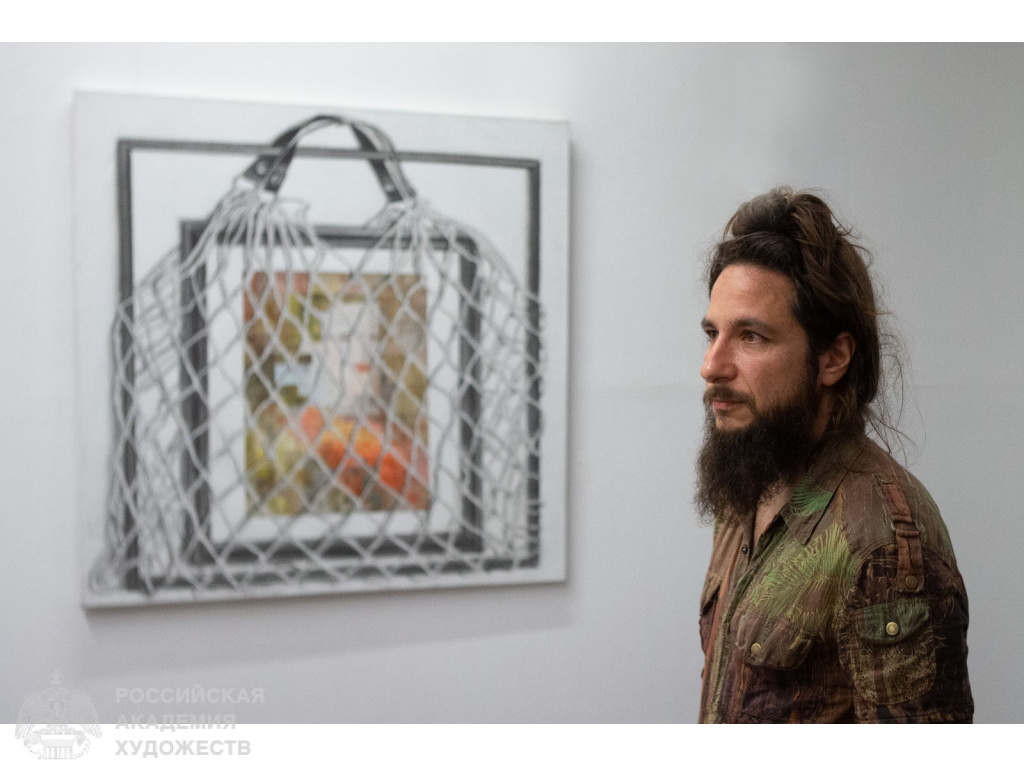 Гость выставочного проекта «Мера ценности» Тимофея Смирнова в МВК РАХ (Москва,Пречистенка, 19). Фоторепортаж: Виктор Берёзкин, пресс-служба РАХ