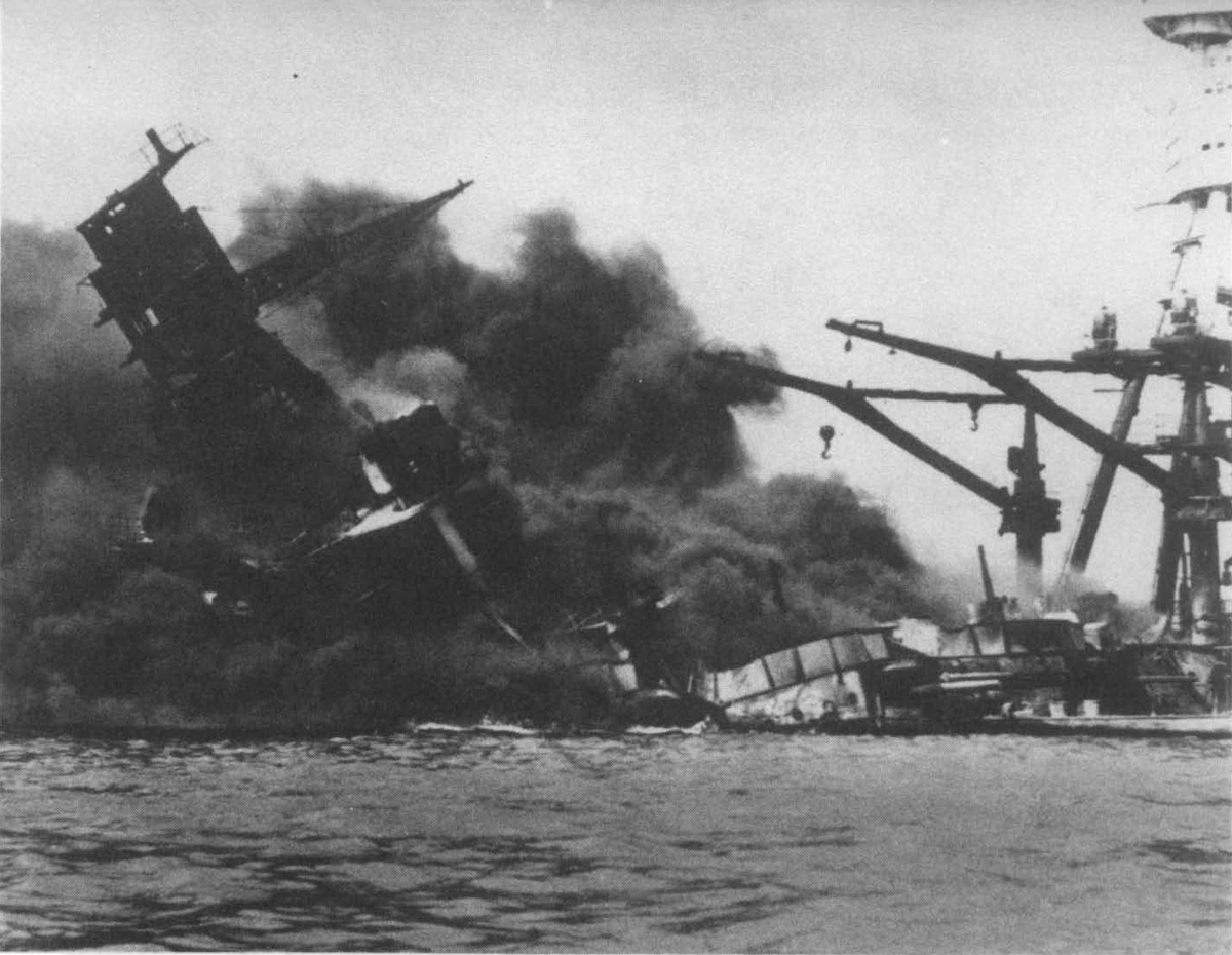 Гибель американских кораблей 7 декабря 1941 года.