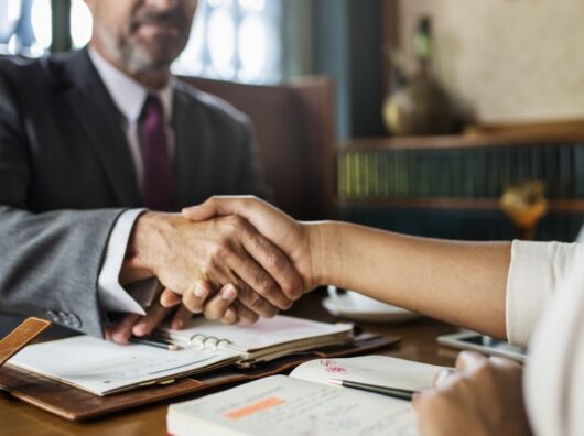    юрист // фото: Изображение от rawpixel.com на Freepik