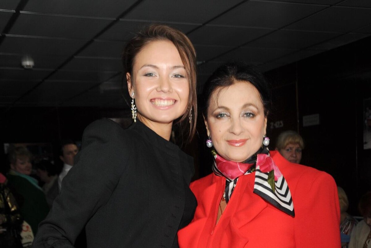    Ляйсан Утяшева и Ирина Винер-Усманова. © Gennadii Usoev/globallookpress.com