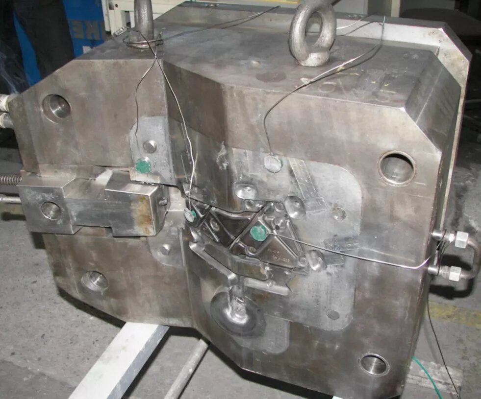 Литьевая пресс-форма