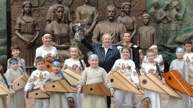 Веселый перезвон в галерее Зураба Церетели 2012год.