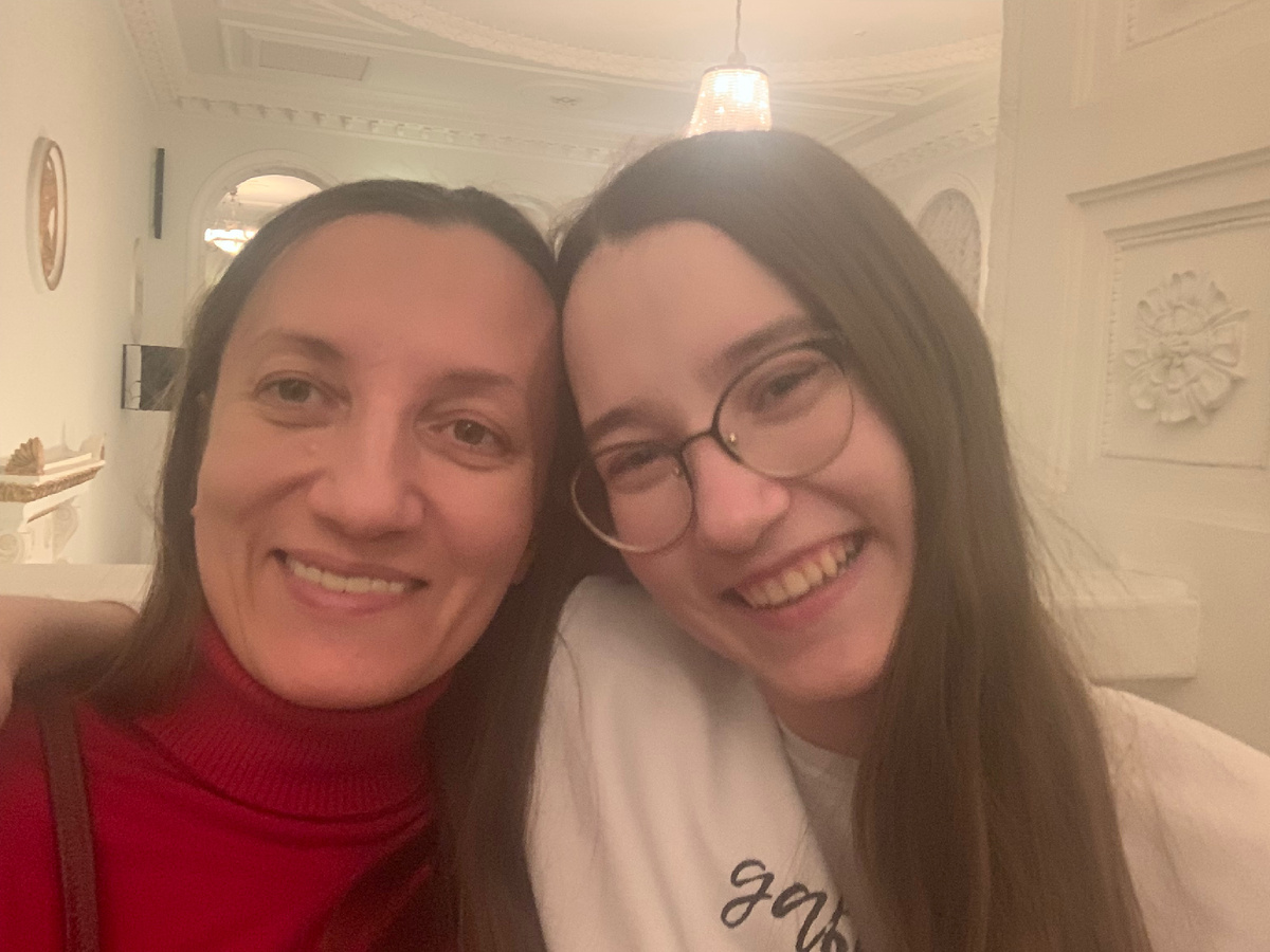 Я с старшей доченькой