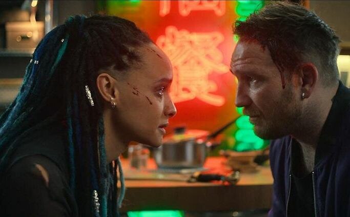 Кадр из фильма "Кирпич".