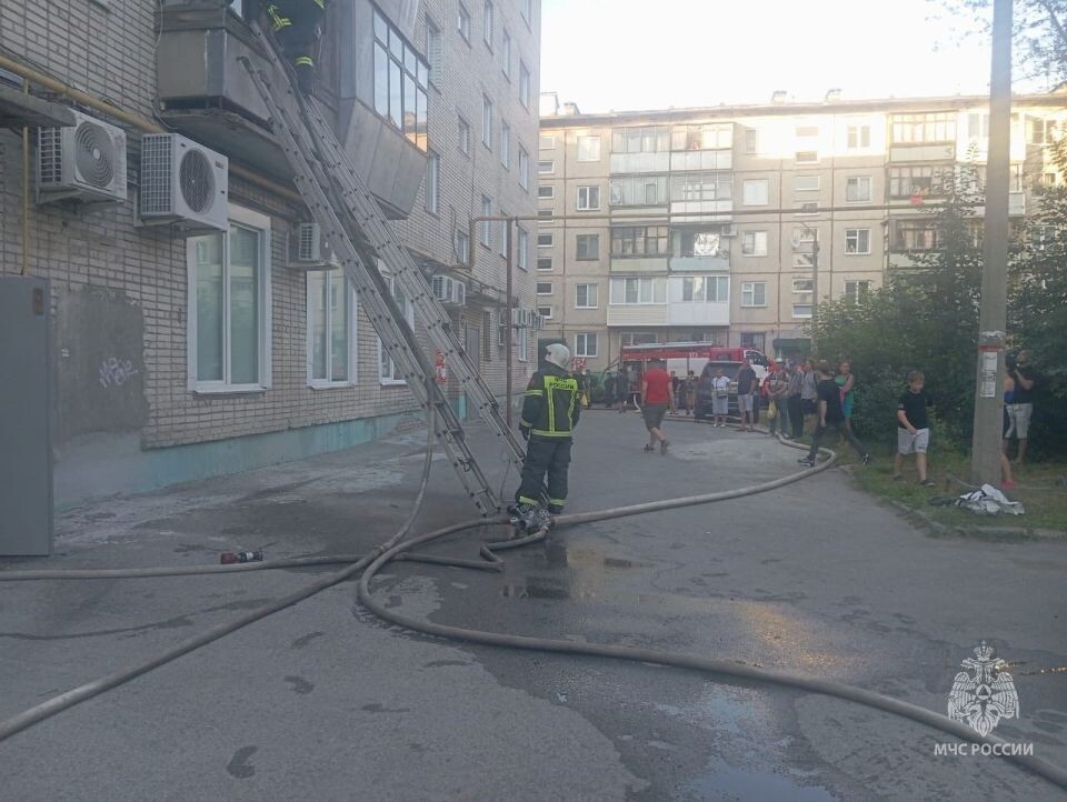    Пожар в квартире в барнаульском Южном. Источник: ГУ МЧС по Алтайскому краю