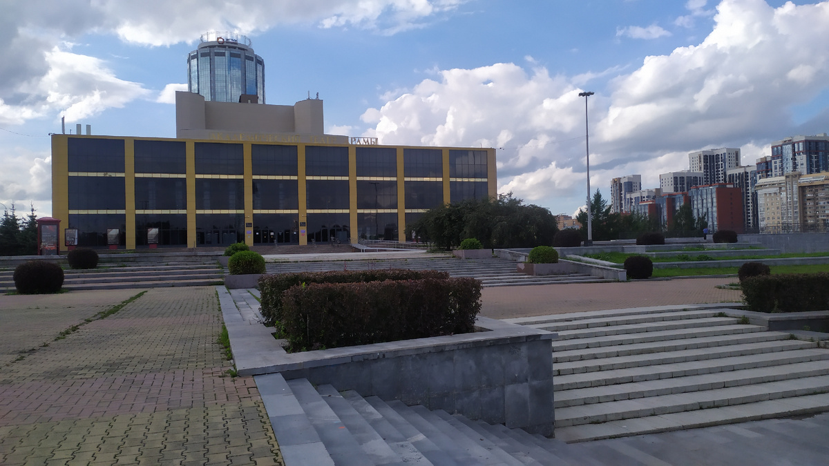 Нынешний облик театра драмы в Екатеринбурге. Автор фото: Любовь Федорова