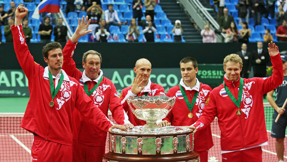 Марат Сафин, Шамиль Тарпищев, Николай Давыденко, Михаил Южный и Дмитрий Турсунов. Фото Александр Вильф, архив «СЭ»