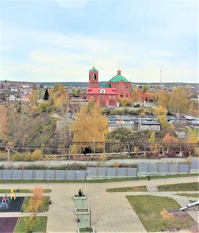 День Первоуральска. Первоуральск. Храм Петра и Павла. Фото: Андрей Пичугин