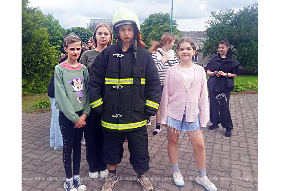     Смотрите, кто такие "Пламенные сердца" и как они отдыхают