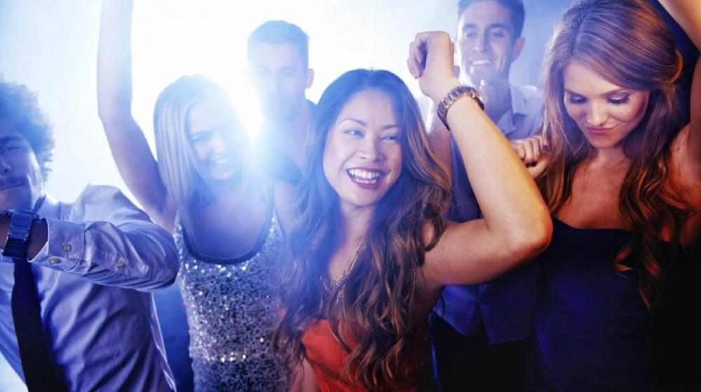    Вечеринка, которая изменила всё