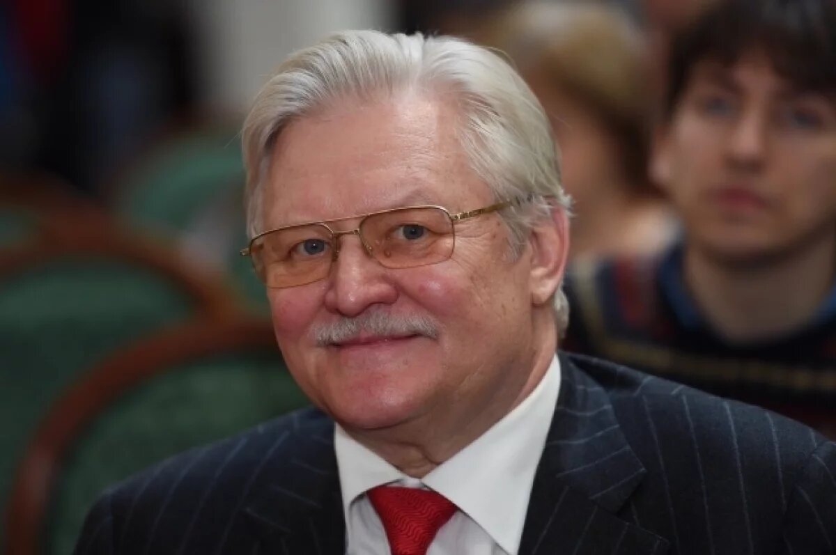    Юрий Кара.