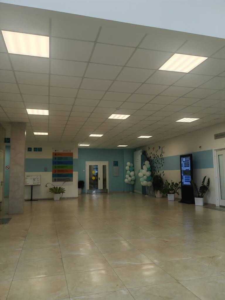 Холл роддома. 2025 год.