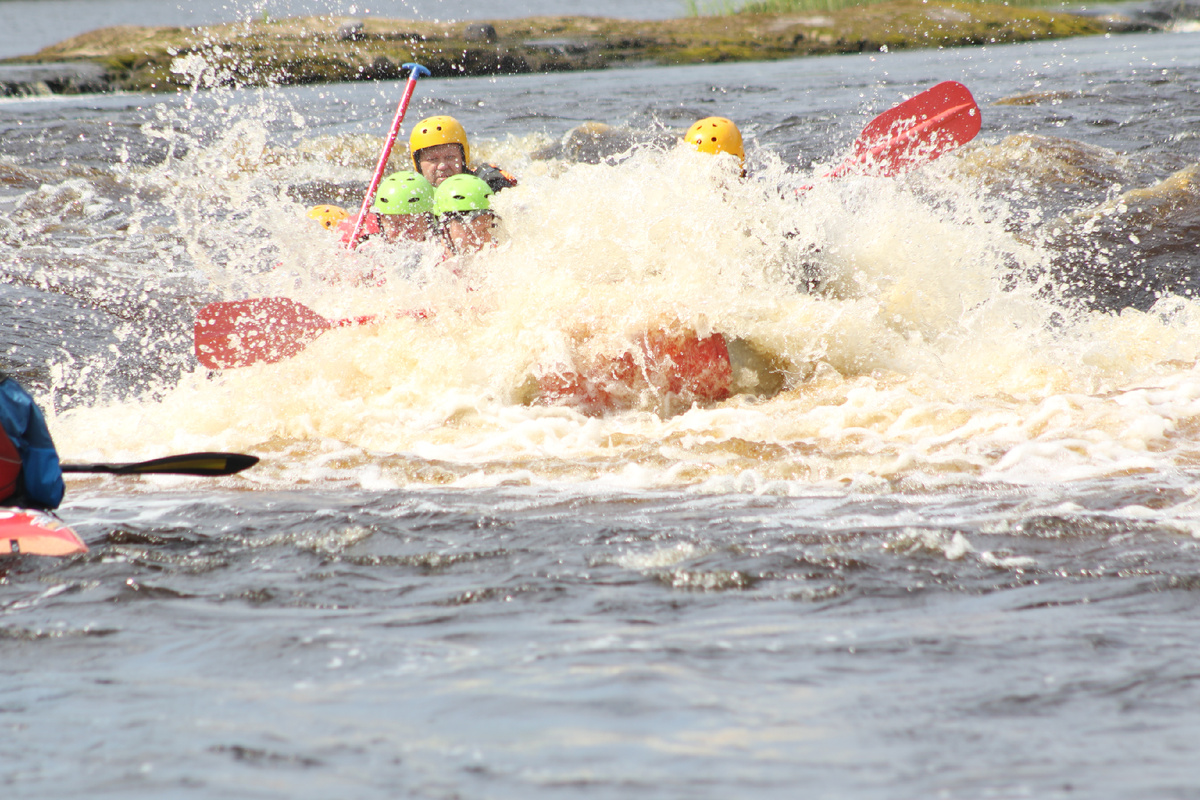 Порог Большой Толли на реке Шуя изнутри