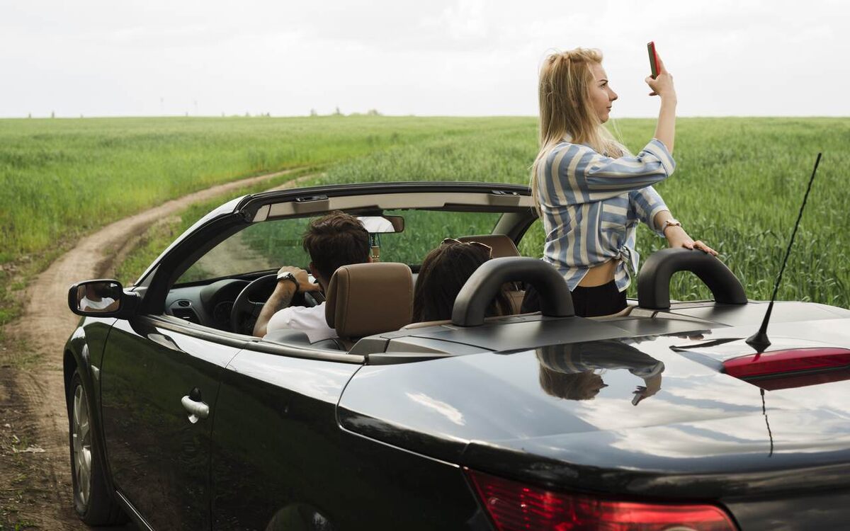    Воронежская область вошла в топ регионов, жители которых страхуют больше всего кабриолетов Freepik