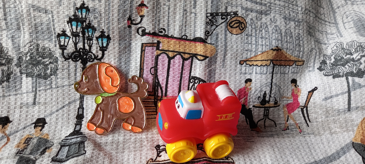 Щеночка я расписала сама. Пёсик - витражный (Витраж "Луч, набор "Игрушки'").