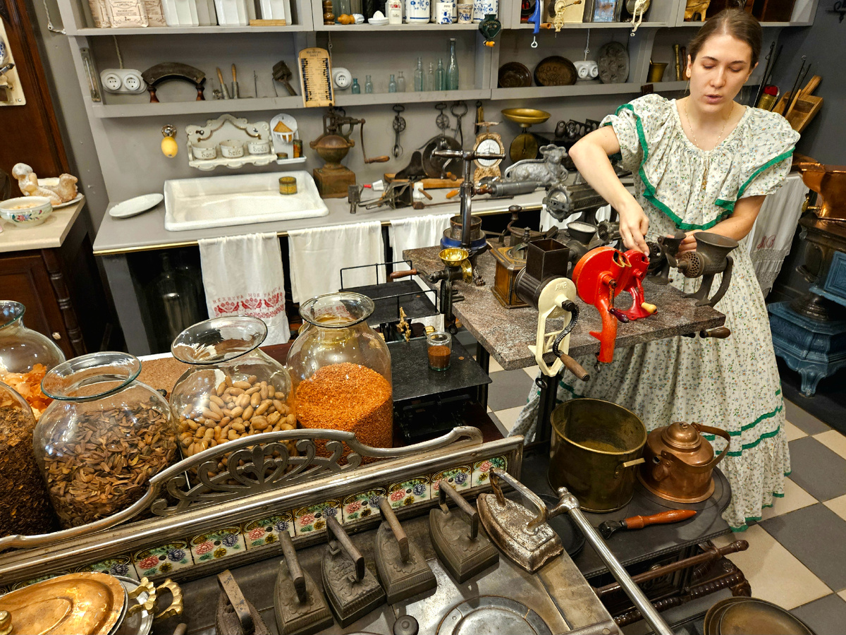 Кухмистерская в Сергиевом Посаде. Фото автора.